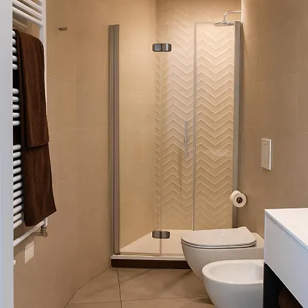 Marisabella 5 公寓 *